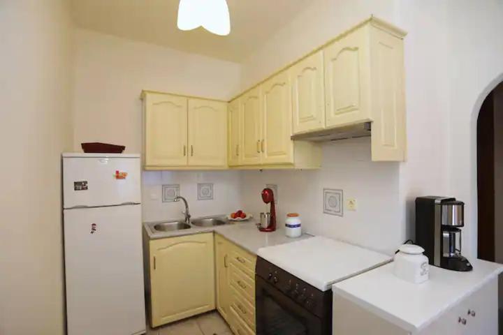 Skopelos Chara'S Lux Apartment Ngoại thất bức ảnh